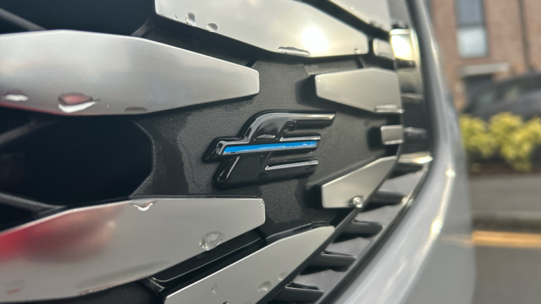 Ford Transit Custom E-320 L1 Rwd 100kW 65kWh H1 Van Limited Auto